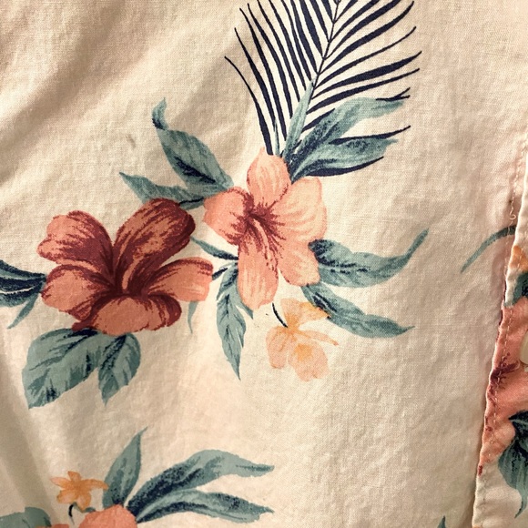 American Eagle Men’s Short-sleeved Floral Print Button Down Shirt Size Small - Picture 3 of 6